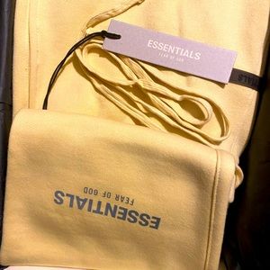 Fear Of God Essentials Joggers Exclusive Yellow Cream Large